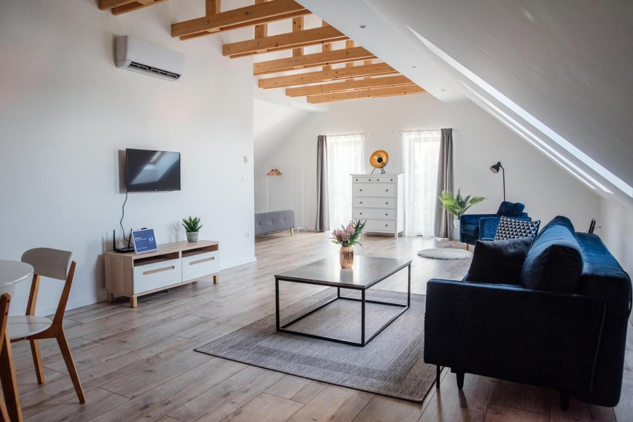 Style Apartment *